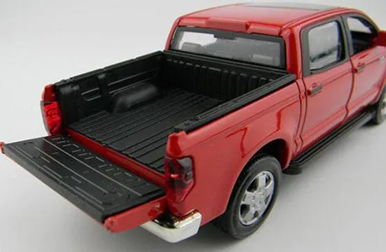 47860 diecast toyota tundra display