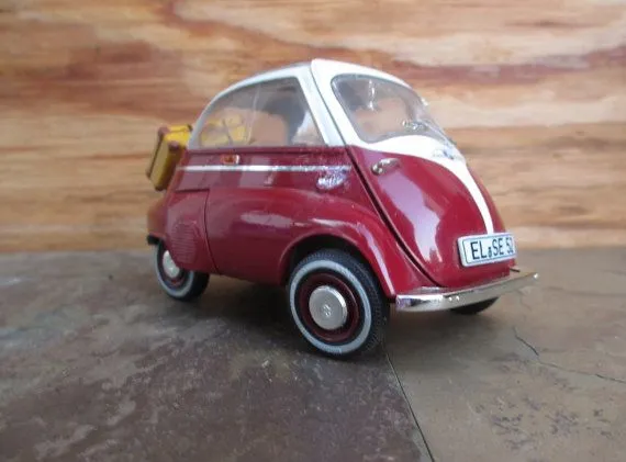 47865 isetta diecast model overview