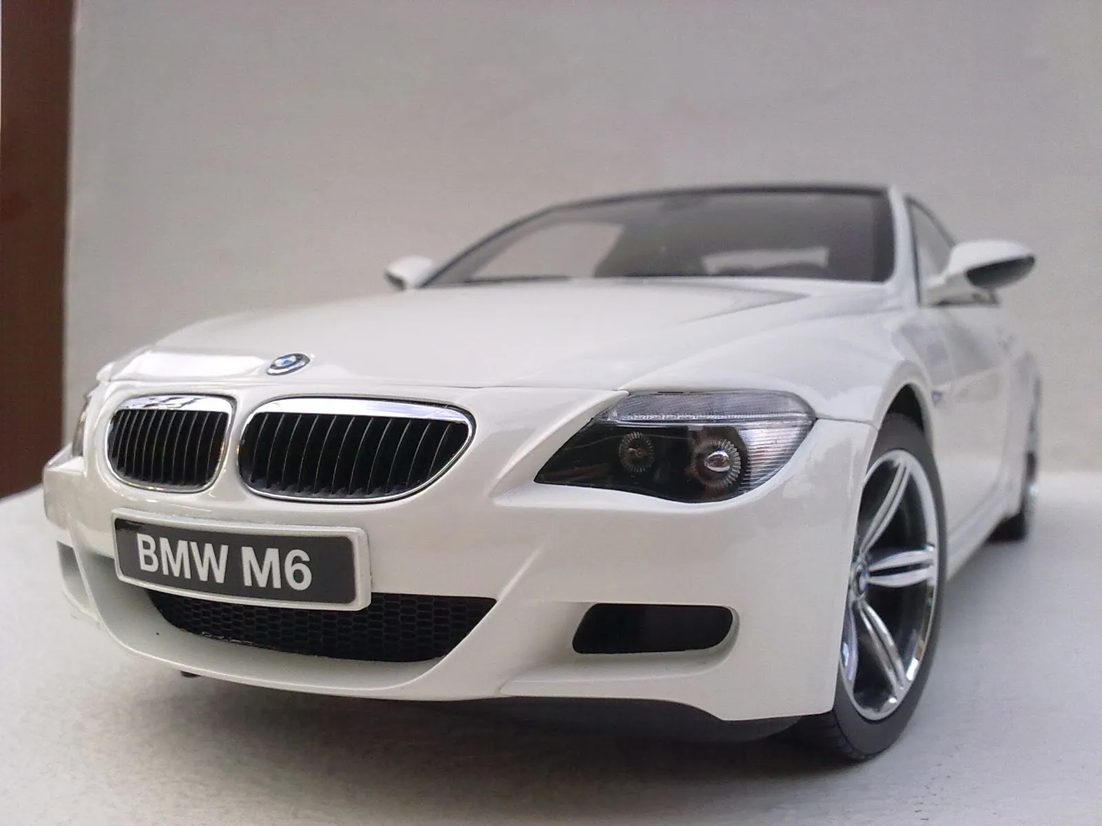 47884 bmw diecast scale models