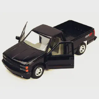 /img/47900-diecast-truck-model-where-to-buy.webp