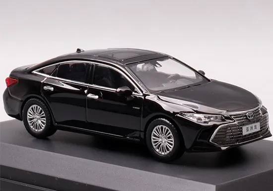 47901 toyota avalon diecast car image 2
