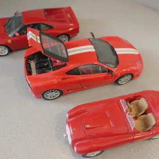 /img/47905-diecast-treads-collection.webp