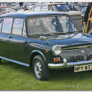 /img/47909-collecting-morris-1100-models.webp