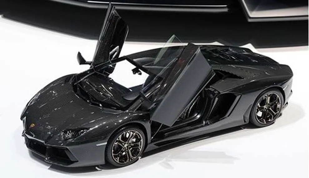 47916 diecast car condition