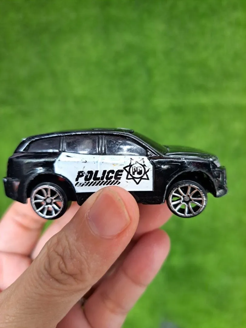 47957 police car models