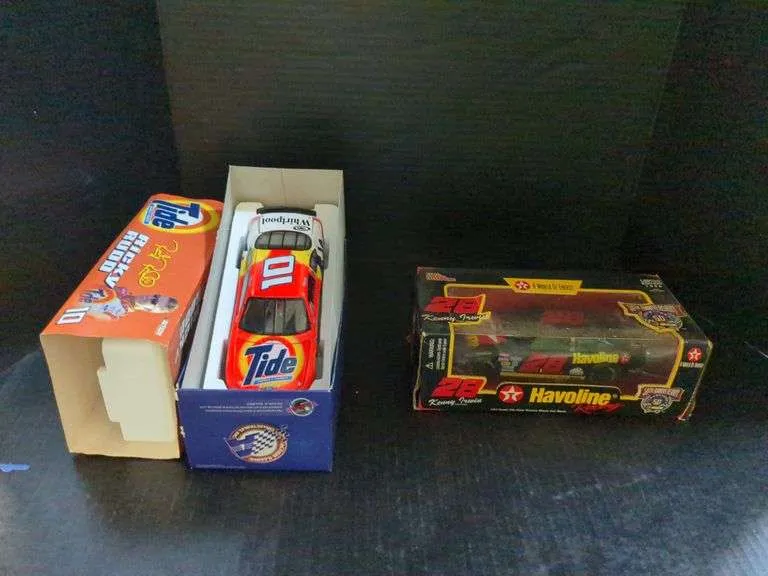 47961 lionel racing diecast
