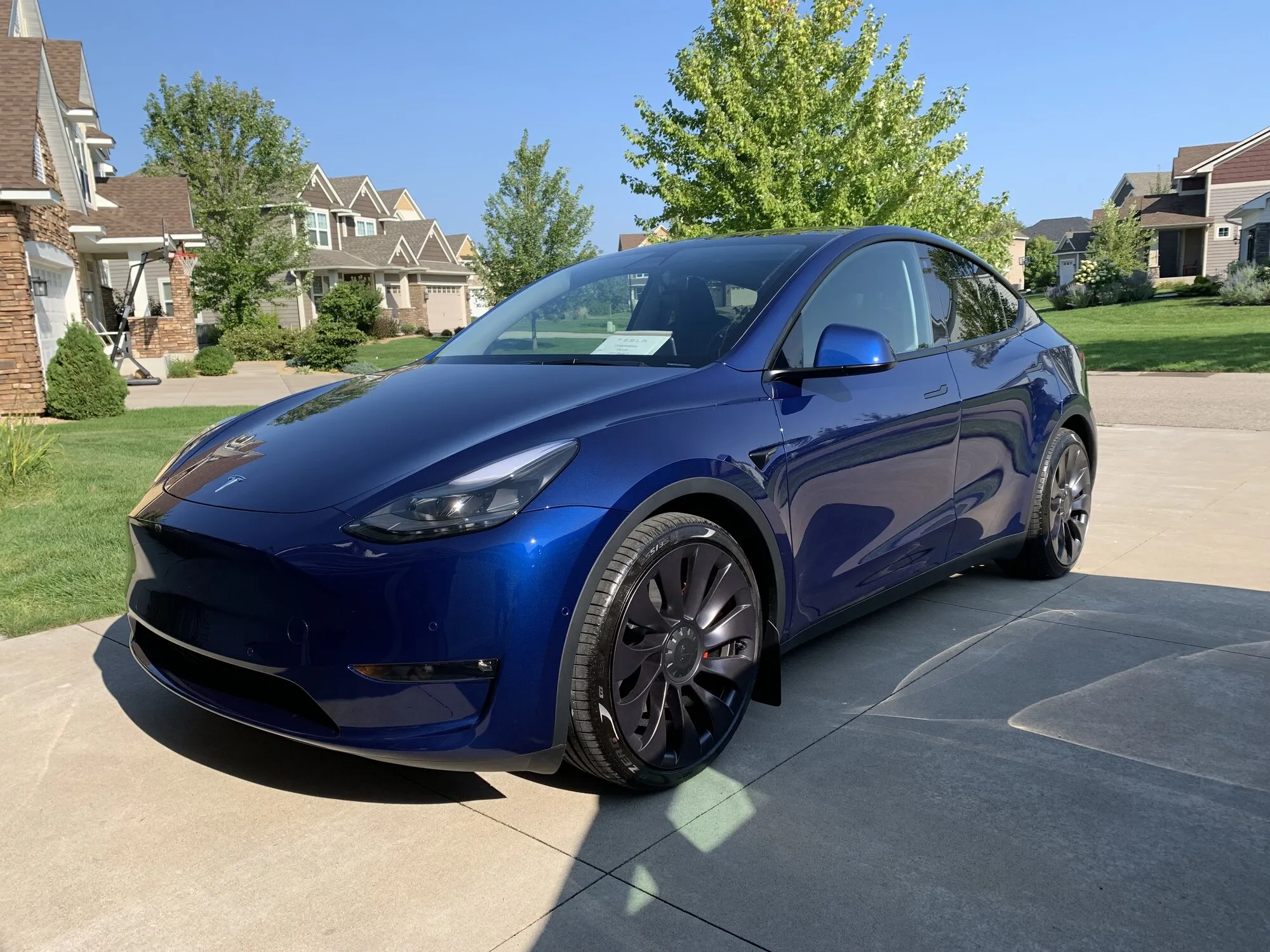 47964 model y diecast 1 43