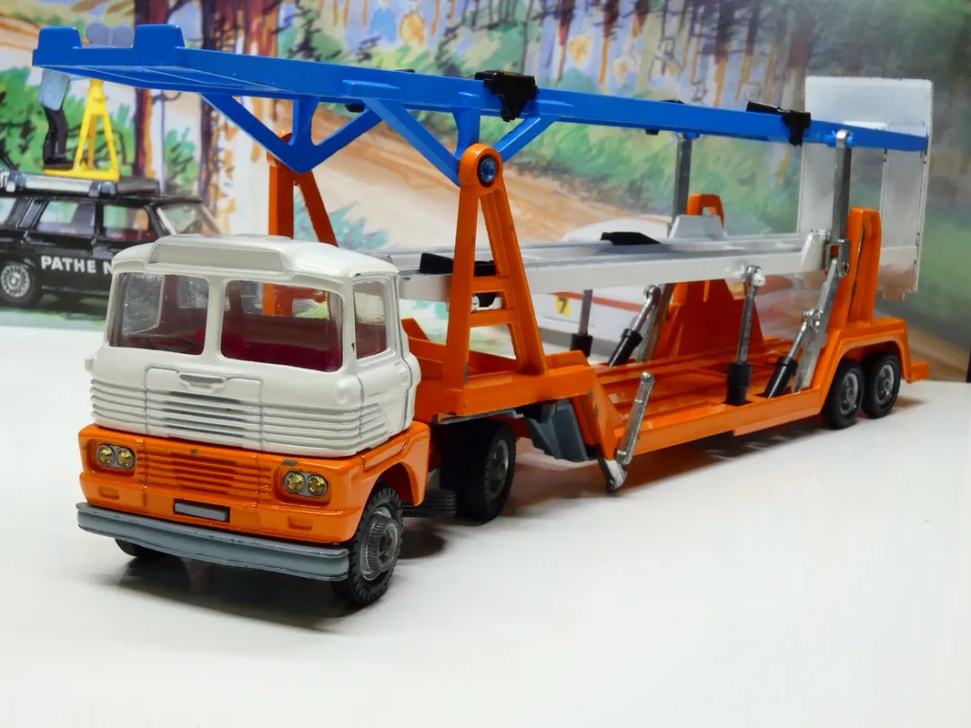 48007 diecast car detailing