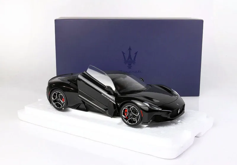 /img/48020-bbr-laferrari-diecast-collection.webp