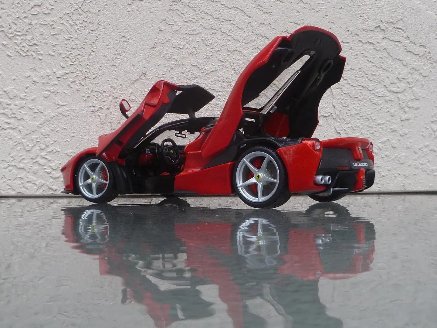 48020 bbr laferrari diecast interior