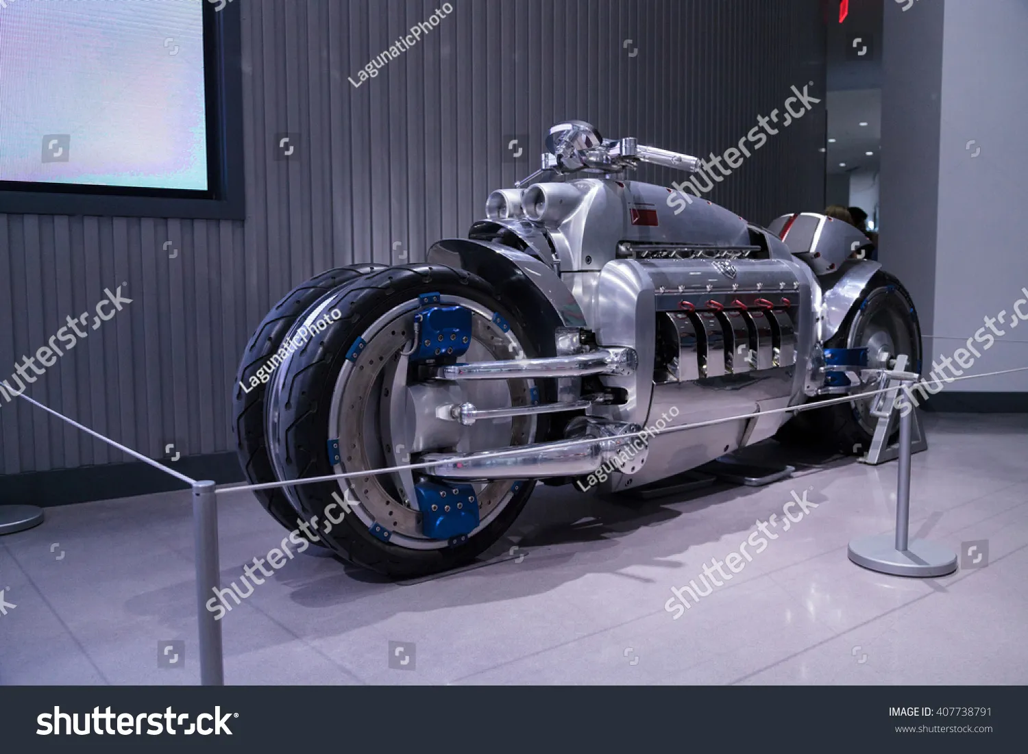 48068 dodge tomahawk diecast detailing