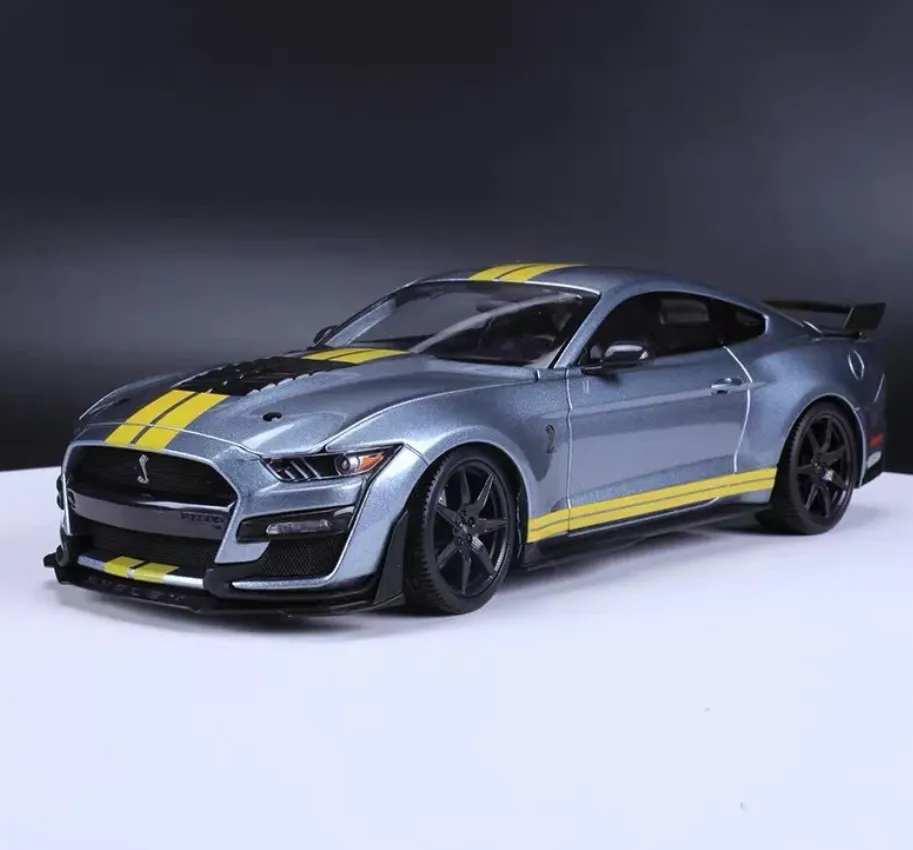48070 2010 mustang diecast scale