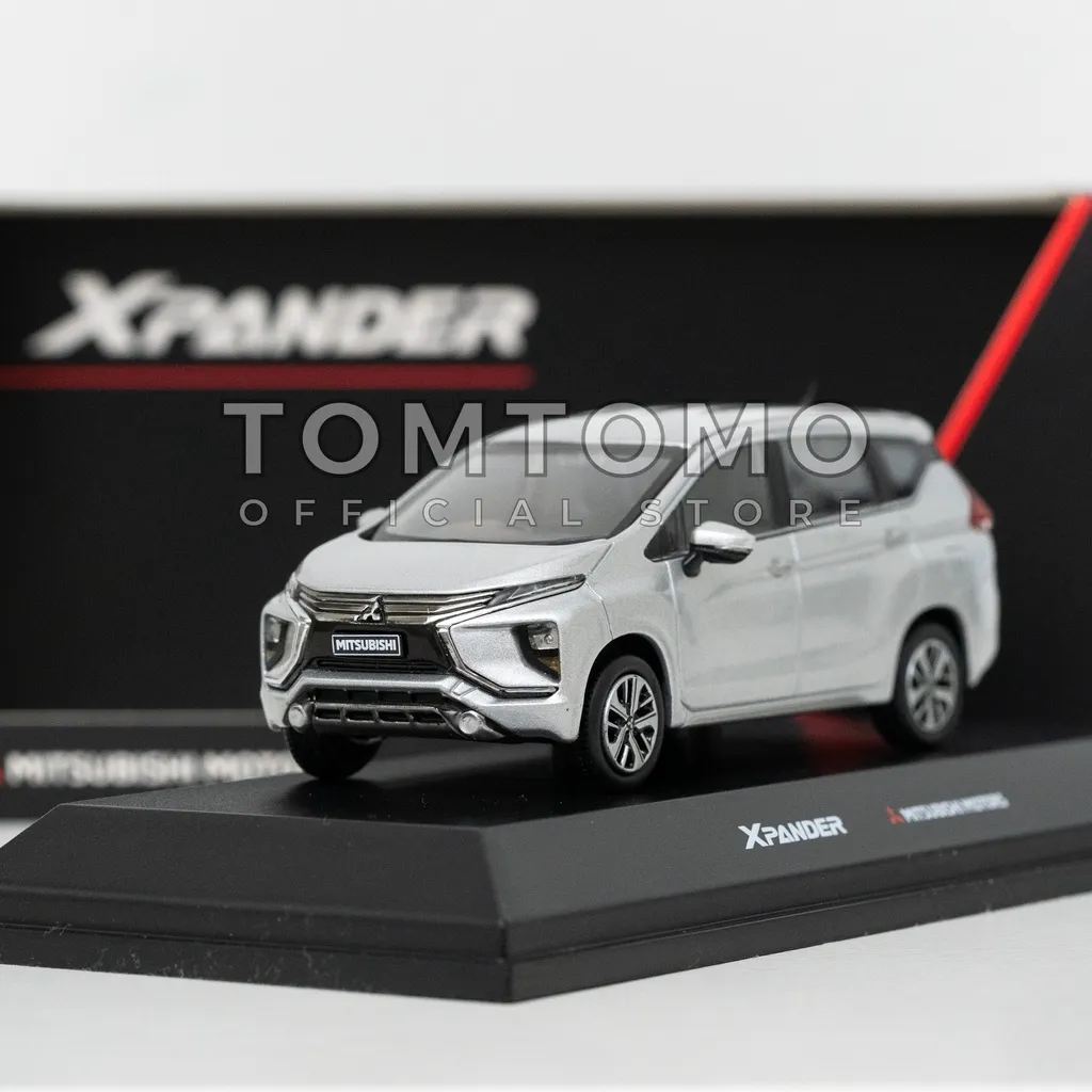 48074 xpander diecast display