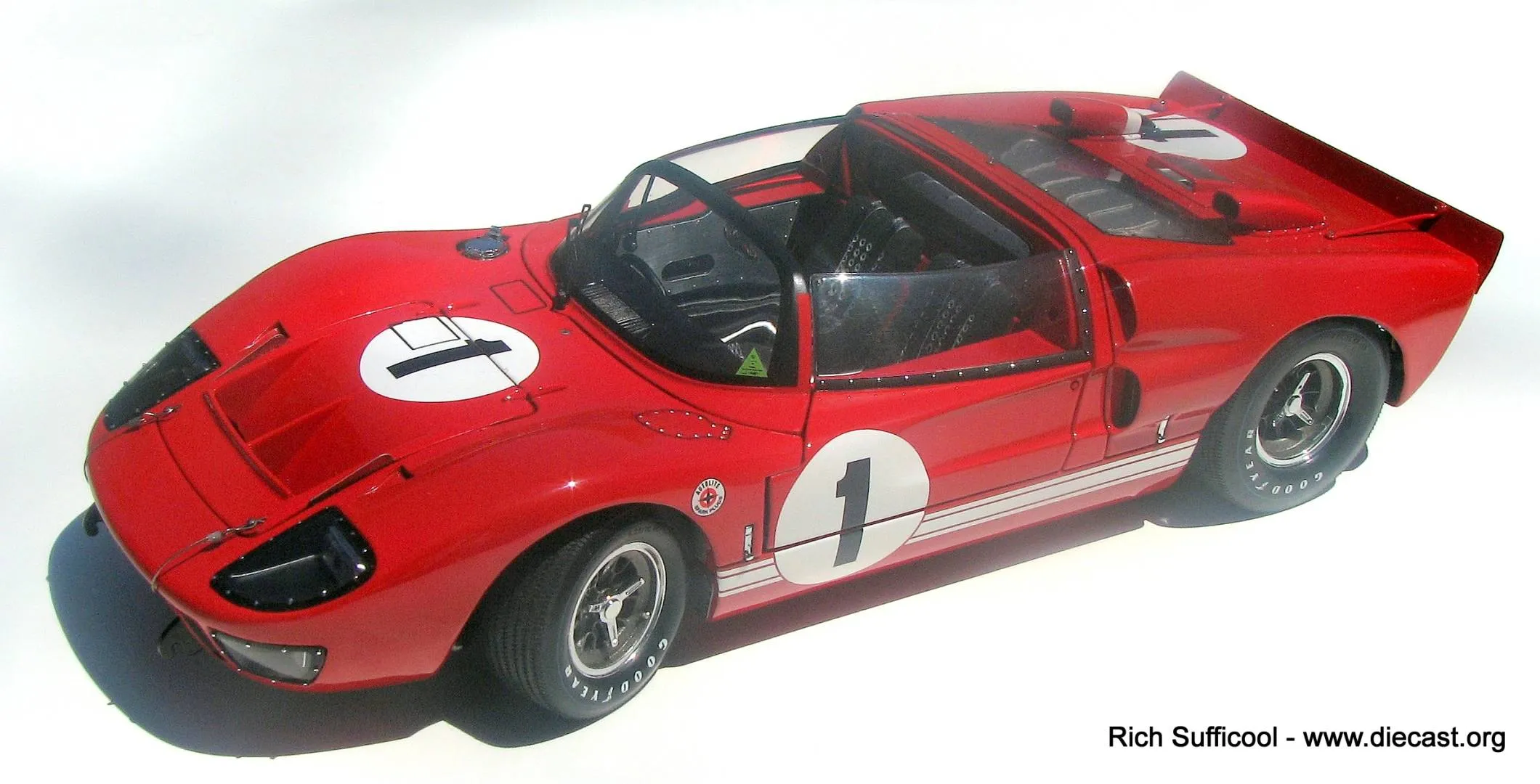 48093 gt40 diecast model1