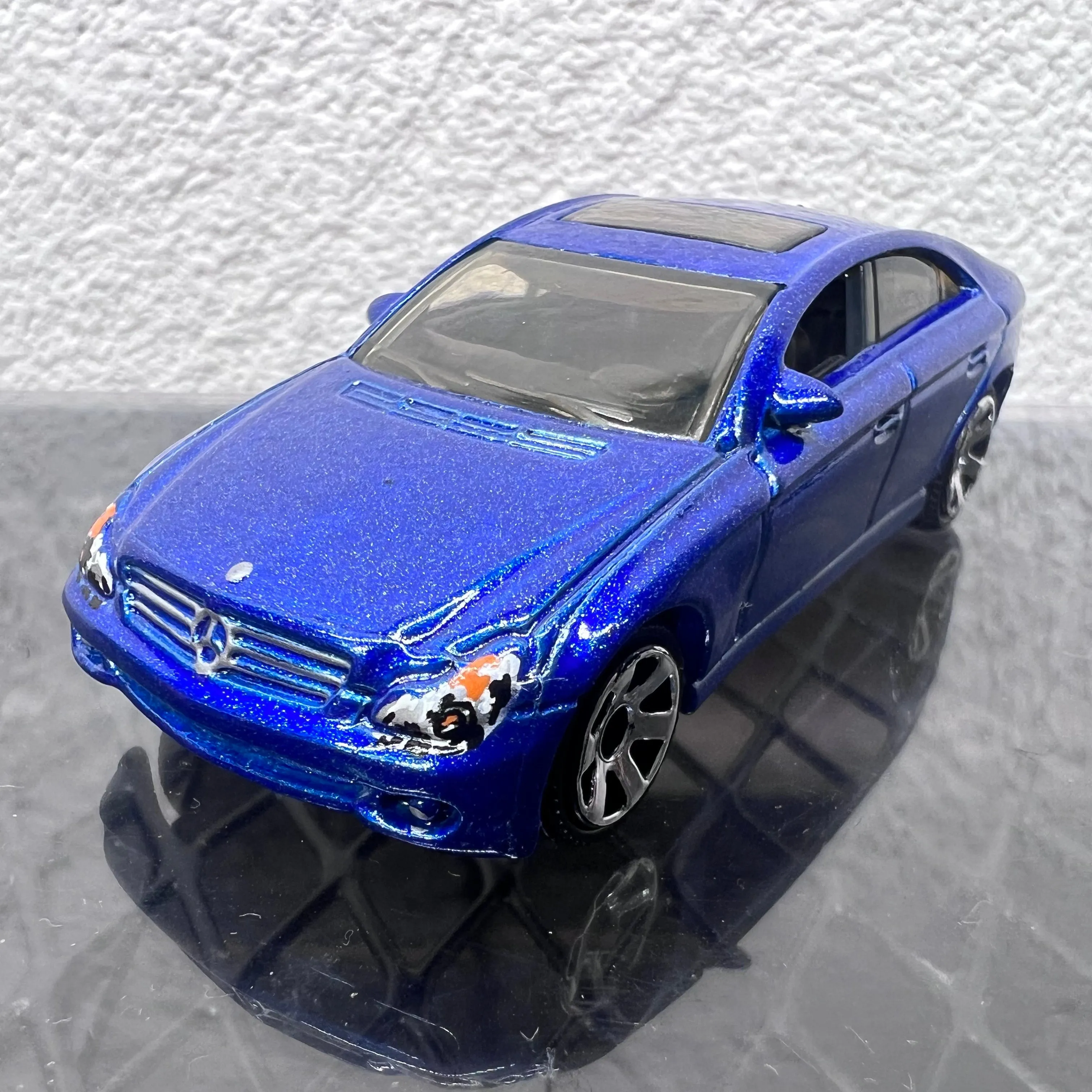 48096 mercedes cls diecast overview