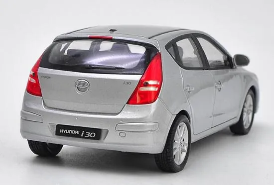 48098 classic hyundai i30 diecast
