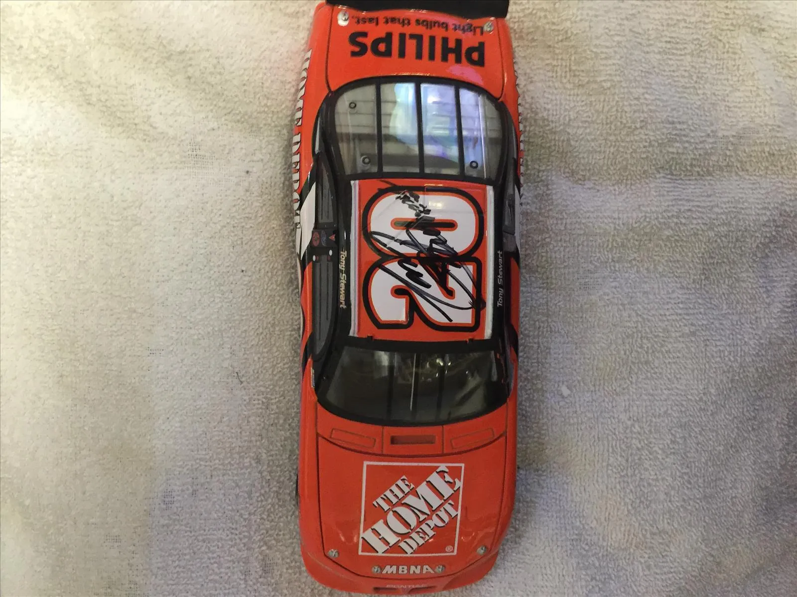 48121 diecast car collectible