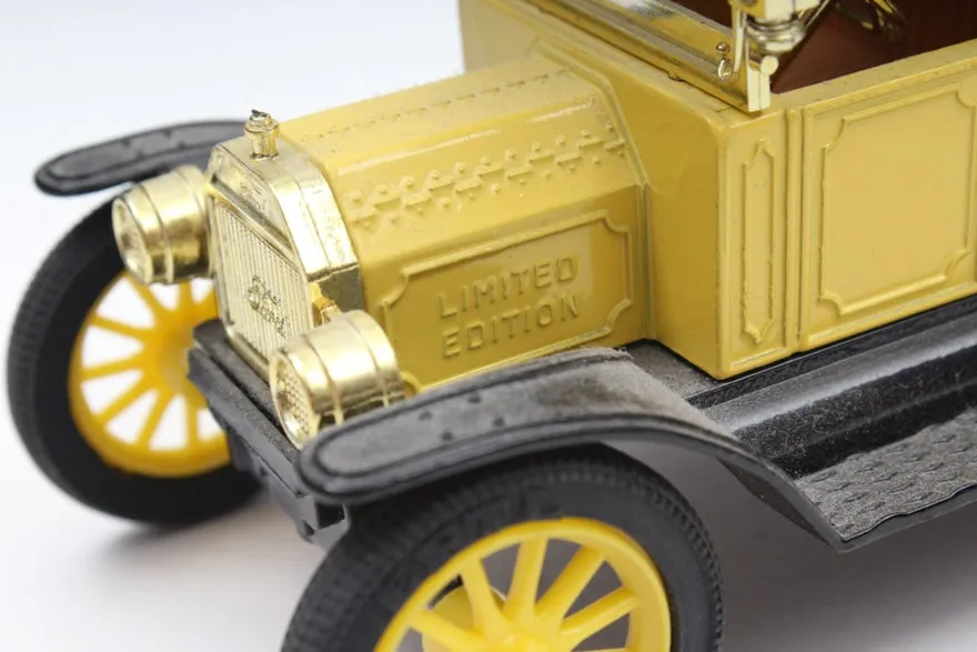 48125 ertl camaro ss